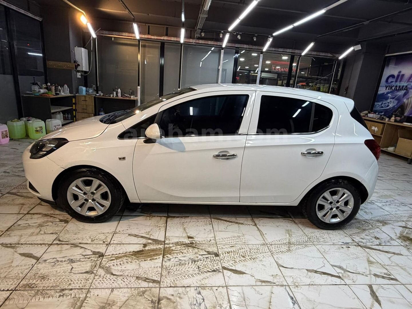 Sahibinden Opel Corsa 1.4 Essentia 2016 Model Elazığ 131.000 km Beyaz 4
