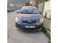 Sahibinden Toyota Auris 1.4 D-4D Comfort Extra 2009 Model