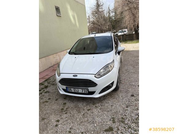 Hatasız boyasız Sahibinden Ford Fiesta 1.5 TDCi Titanium 2013 Model Konya