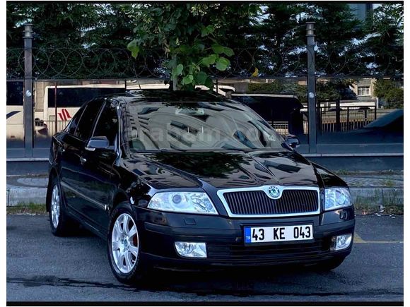 İLANDA TEK 2006  SKODA OKTAVİA FSI ELEGANCE SUNRUFF FULL+FULL 