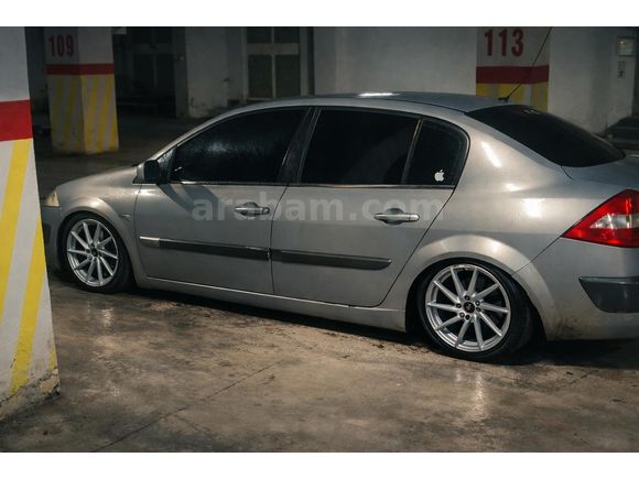 Sahibinden Renault Megane 1.6 Dynamique 2004 Model