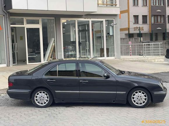 acil sağlık problemleri nedeni ile Sahibinden Mercedes - Benz E 200 Kompressor Elegance 2001 Model Kastamonu