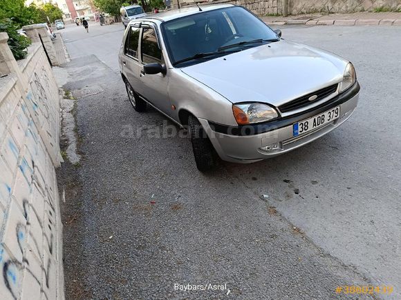 Sahibinden Ford Fiesta 1.4 Fun 2000 Model