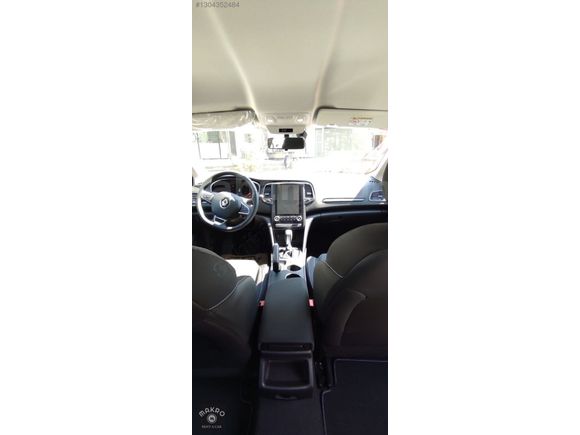 Makro Rent A Car dan Otomatik Megane