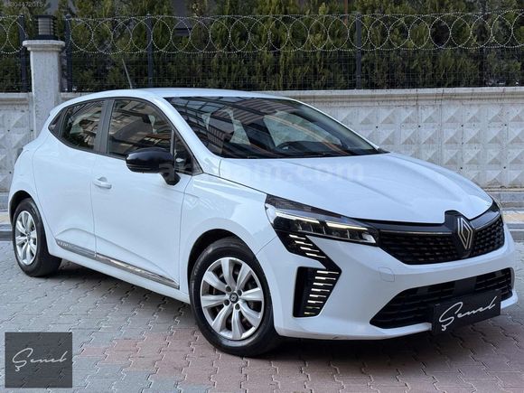 2023 RENAULT CLİO 1.0 SCE EQUİLİBRE DEĞİŞENSİZ SERVİS BAKIMLI