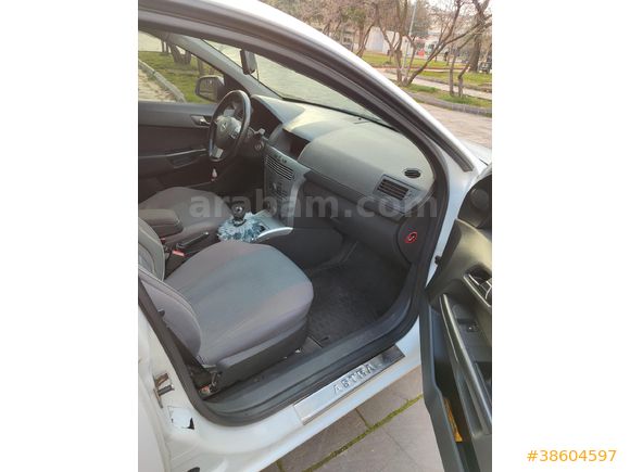 2012 ASTRA H HATASIZ BOYASIZ TERTEMİZ AİLE ARACI