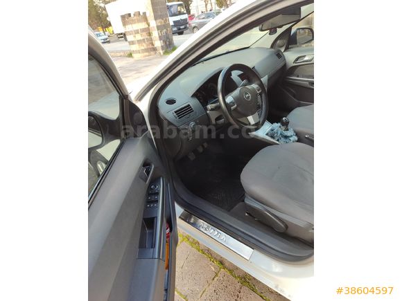 2012 ASTRA H HATASIZ BOYASIZ TERTEMİZ AİLE ARACI
