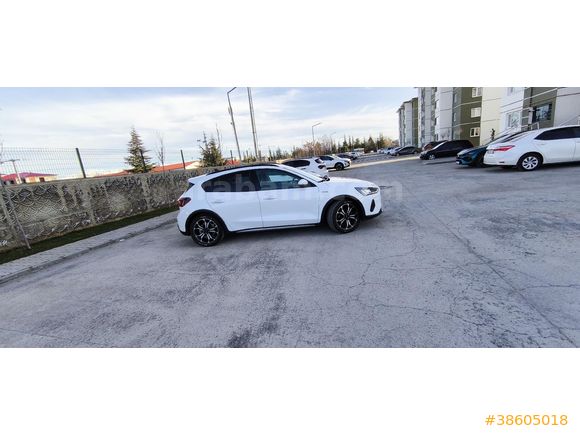 Sahibinden Ford Focus 1.5 TDCi Active X 2023 Model