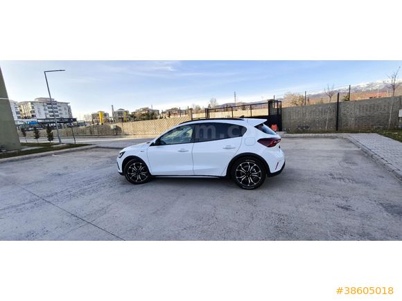 Sahibinden Ford Focus 1.5 TDCi Active X 2023 Model