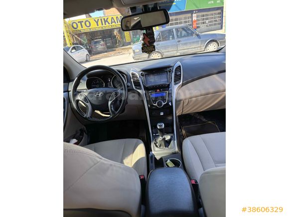 Sahibinden Hyundai i30 1.6 CRDi Style 2013 Model 