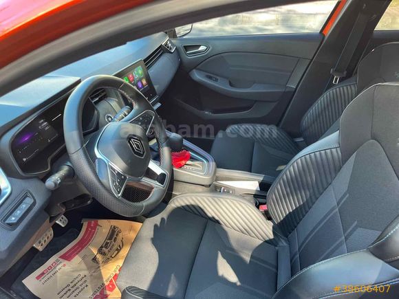 Sahibinden Renault Clio 1.0 TCe Techno Esprit Alpine 2024 Model 