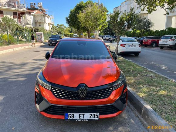 Sahibinden Renault Clio 1.0 TCe Techno Esprit Alpine 2024 Model 