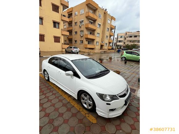 Sahibinden Honda Civic 1.6i VTEC Premium 2011 Model 