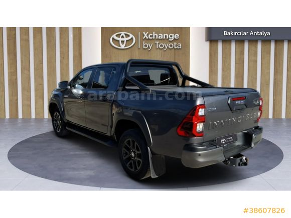 TOYOTA BAKIRCILAR 2023 HİLUX İNVİNCİBLE 4x4-ÇEKİ DEMİRLİ