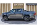 TOYOTA BAKIRCILAR 2023 HİLUX İNVİNCİBLE 4x4-ÇEKİ DEMİRLİ