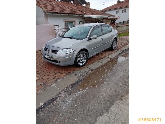 Sahibinden Renault Megane 1.4 Authentique 2004 Model