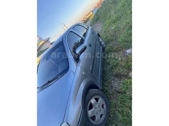 Sahibinden Opel Corsa 1.4 Elegance 2003 Model 