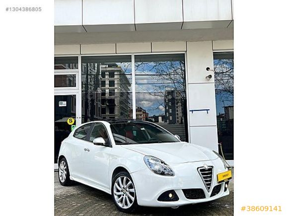 EMRGROUP'DAN ALFA ROMEO/CAM TAVAN/KIRMIZI DERİ KOLTUK/TERTEMİZ