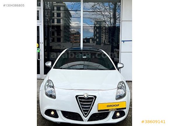 EMRGROUP'DAN ALFA ROMEO/CAM TAVAN/KIRMIZI DERİ KOLTUK/TERTEMİZ