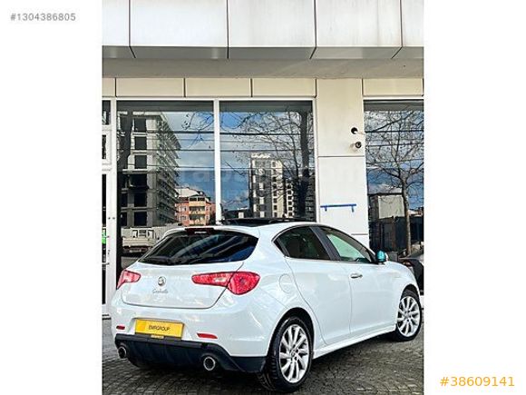 EMRGROUP'DAN ALFA ROMEO/CAM TAVAN/KIRMIZI DERİ KOLTUK/TERTEMİZ