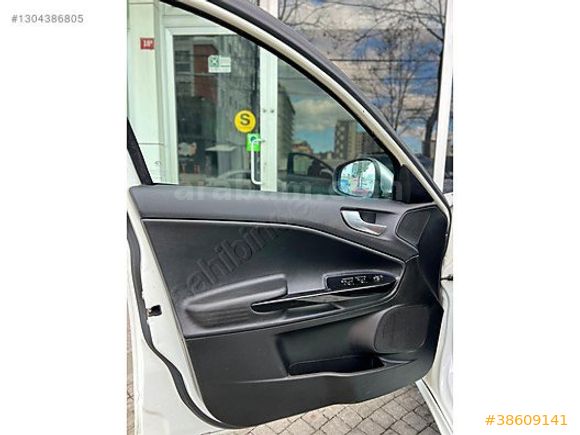 EMRGROUP'DAN ALFA ROMEO/CAM TAVAN/KIRMIZI DERİ KOLTUK/TERTEMİZ