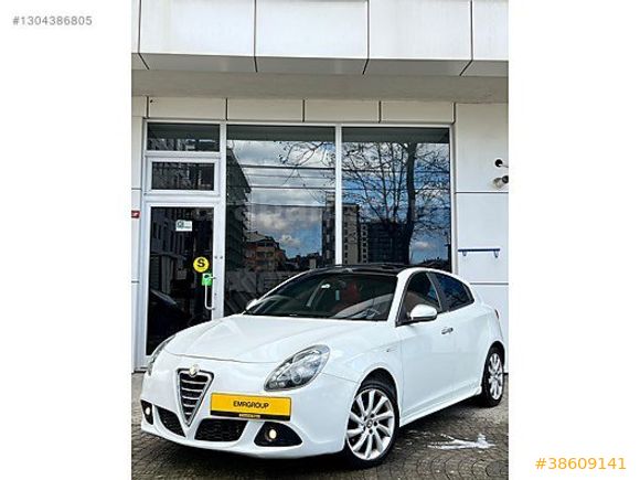 EMRGROUP'DAN ALFA ROMEO/CAM TAVAN/KIRMIZI DERİ KOLTUK/TERTEMİZ