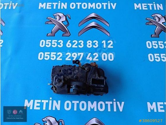 CİTROEN BERLİNGO SAĞ ÖN KAPI KİLİDİ (98-08)