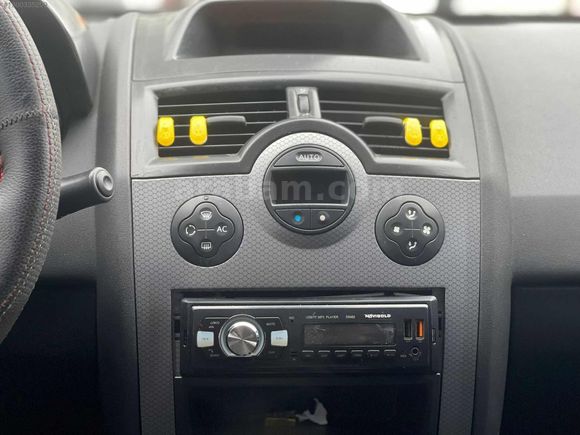 *200 PEŞİNLE TAKSİTLİ* RENAULT MEGANE 16 VALF EN DOLUSU