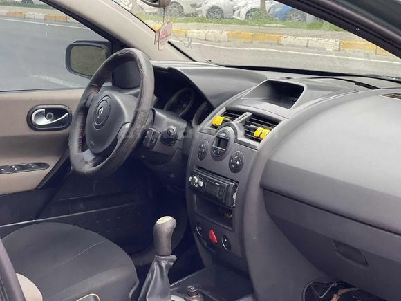 *200 PEŞİNLE TAKSİTLİ* RENAULT MEGANE 16 VALF EN DOLUSU