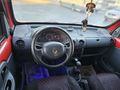 **70 PEŞİNLE TAKSİTLİ** RENAULT KANGO KALEM GİBİ DÜZGÜN