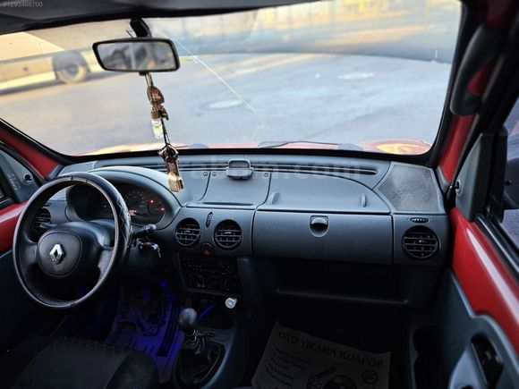 **70 PEŞİNLE TAKSİTLİ** RENAULT KANGO KALEM GİBİ DÜZGÜN