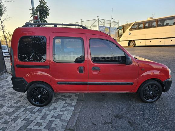 **70 PEŞİNLE TAKSİTLİ** RENAULT KANGO KALEM GİBİ DÜZGÜN