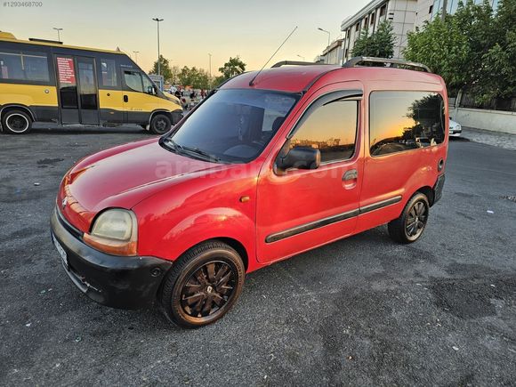 **70 PEŞİNLE TAKSİTLİ** RENAULT KANGO KALEM GİBİ DÜZGÜN