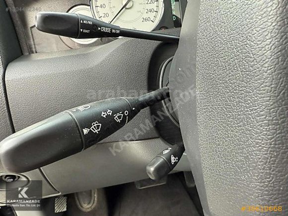 2006-HATASIZ-5.7-V 8-HEMİ-ORJİNAL 133bin KM-EMSALSİZ KONDÜSYON