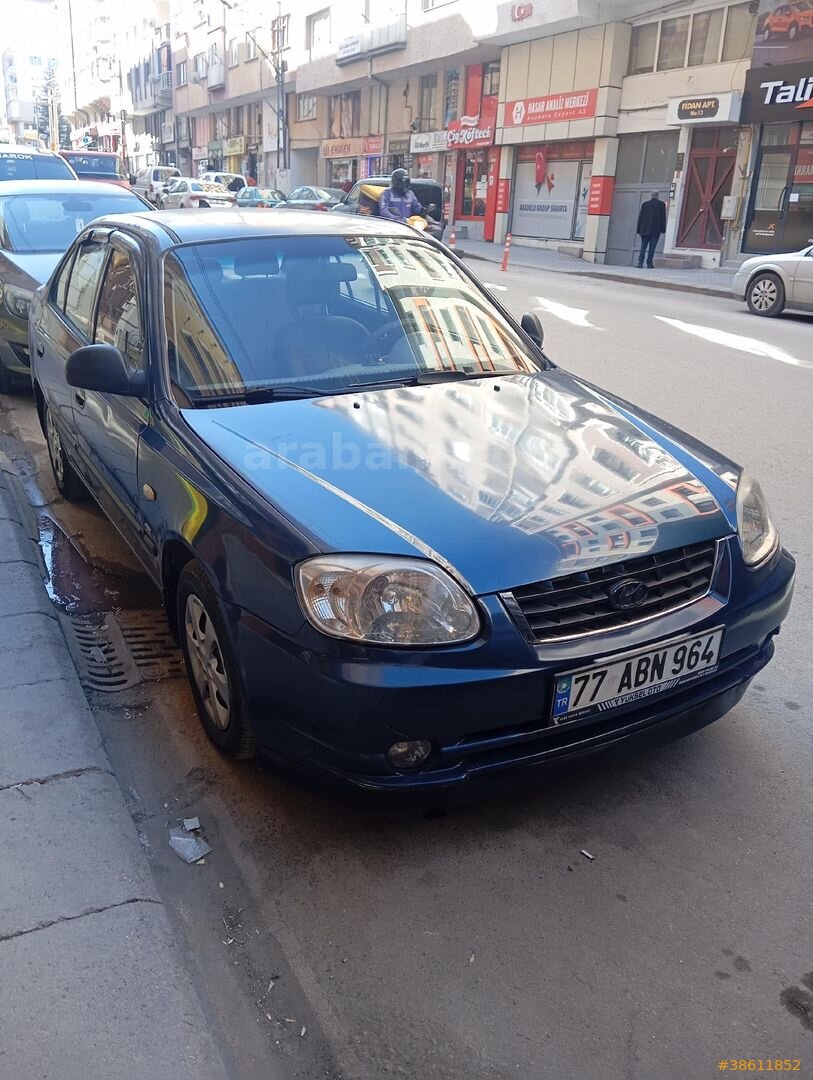Sahibinden Hyundai Accent 1.5 CRDi Admire 2005 Model Eskişehir 249.000 km Lacivert 1