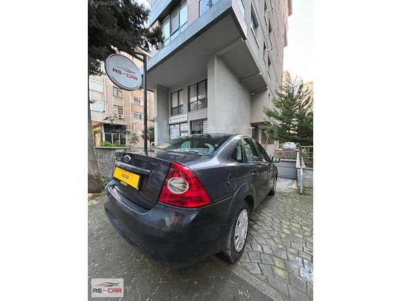 AS-CAR | 2011 MODEL FORD FOCUS 1.6 COMFORT DÜŞÜK KM