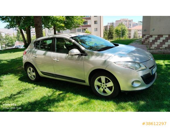 Sahibinden Renault Megane 1.5 dCi Expression 2011 Model