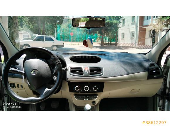 Sahibinden Renault Megane 1.5 dCi Expression 2011 Model