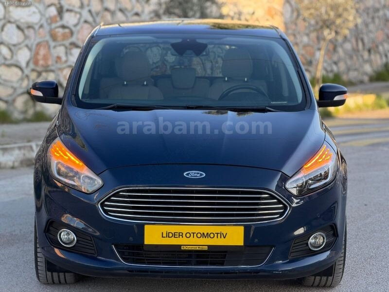 Galeriden Ford S-Max 2.0 TDCi Titanium 2016 Model Kocaeli 218.000 km Lacivert