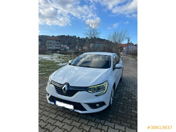 Sahibinden Renault Megane 1.5 dCi Icon 2019 Model  155.000 km Beyaz