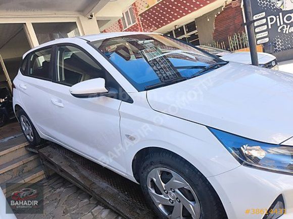DEĞİŞENSİZ TRAMERSİZ 50BİN KM DE OTOMATİK İ20 1.4 MPİ JUMP