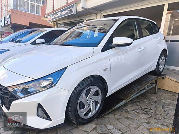 DEĞİŞENSİZ TRAMERSİZ 50BİN KM DE OTOMATİK İ20 1.4 MPİ JUMP