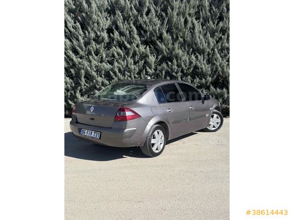 Takaslı Renault Megane 1.6 Dynamique 2004 Model 