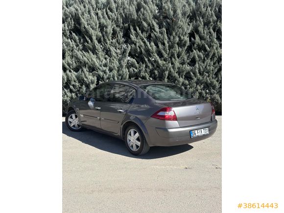Takaslı Renault Megane 1.6 Dynamique 2004 Model 