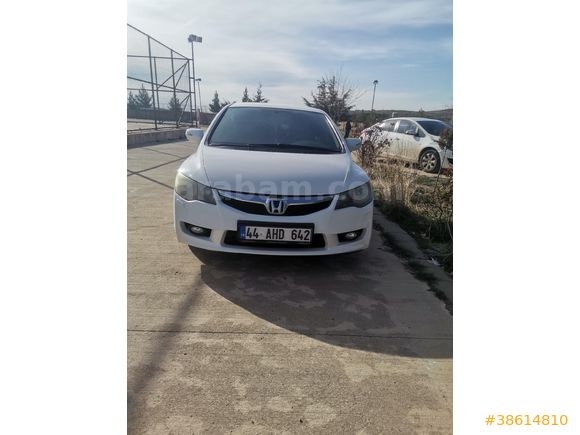 Sahibinden Honda Civic 1.6i VTEC Premium 2011 Model