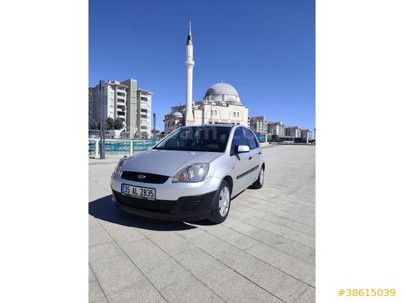Galeriden Ford Fiesta 1.4 Comfort 2007 Model Uşak