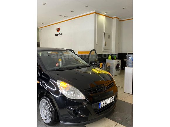 Sahibinden Hyundai i20 Troy 1.4 CVVT Mode 2011 Model  260.600 km Siyah