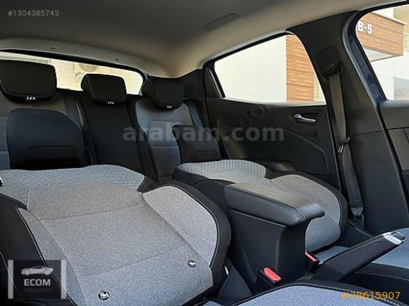 ECOM MOTORS RENAULT CLİO EVOLUTİON 2025 MODEL HATASIZ BOYASIZ