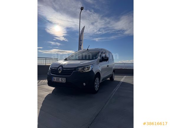 Sahibinden Renault Express Van 1.5 BlueDCI Joy 2022 Model 