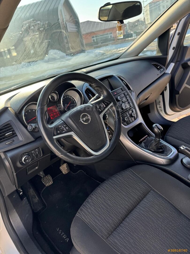 Sahibinden Opel Astra 1.6 Edition Plus 2018 Model Ağrı 93.000 km Beyaz 6